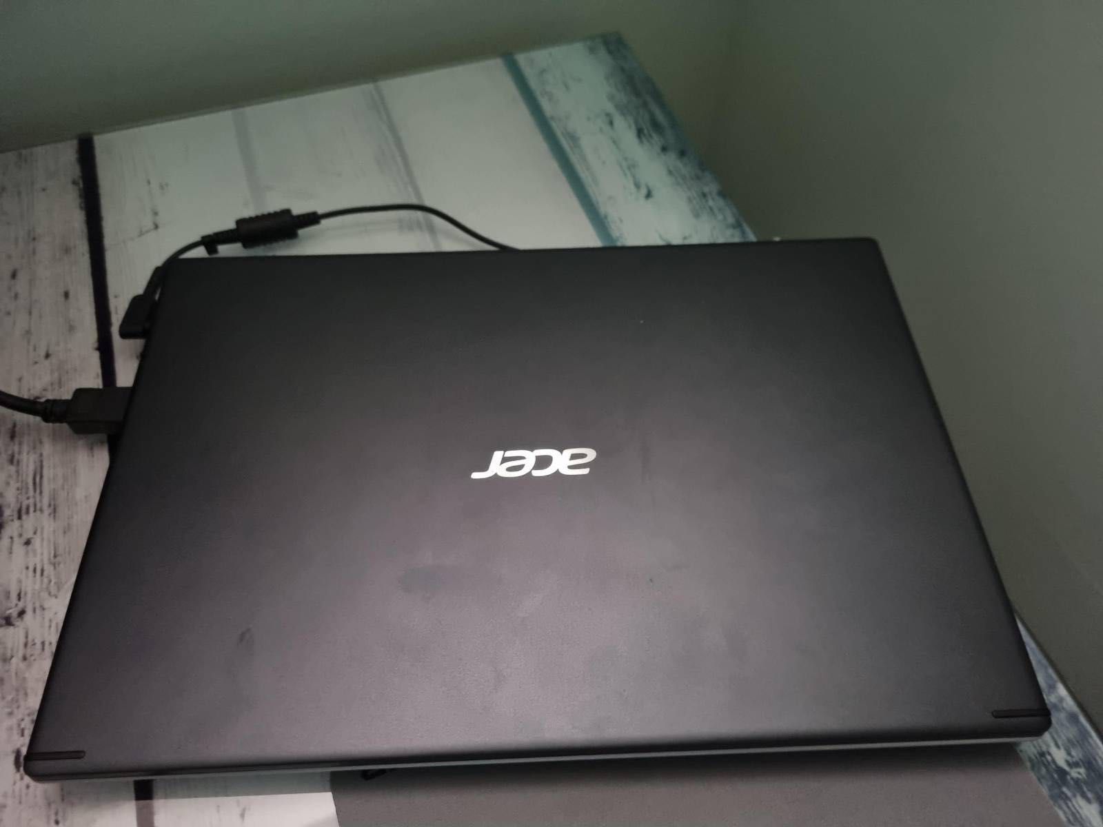 Laptop Acer Aspire 5   procesor i3 14 cali