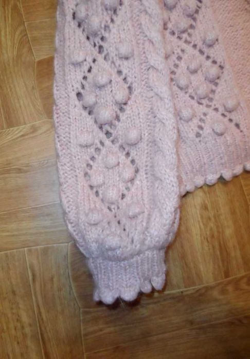 Теплющая красивая кофта M\L шерстяная на пуговицах 100% шерсть