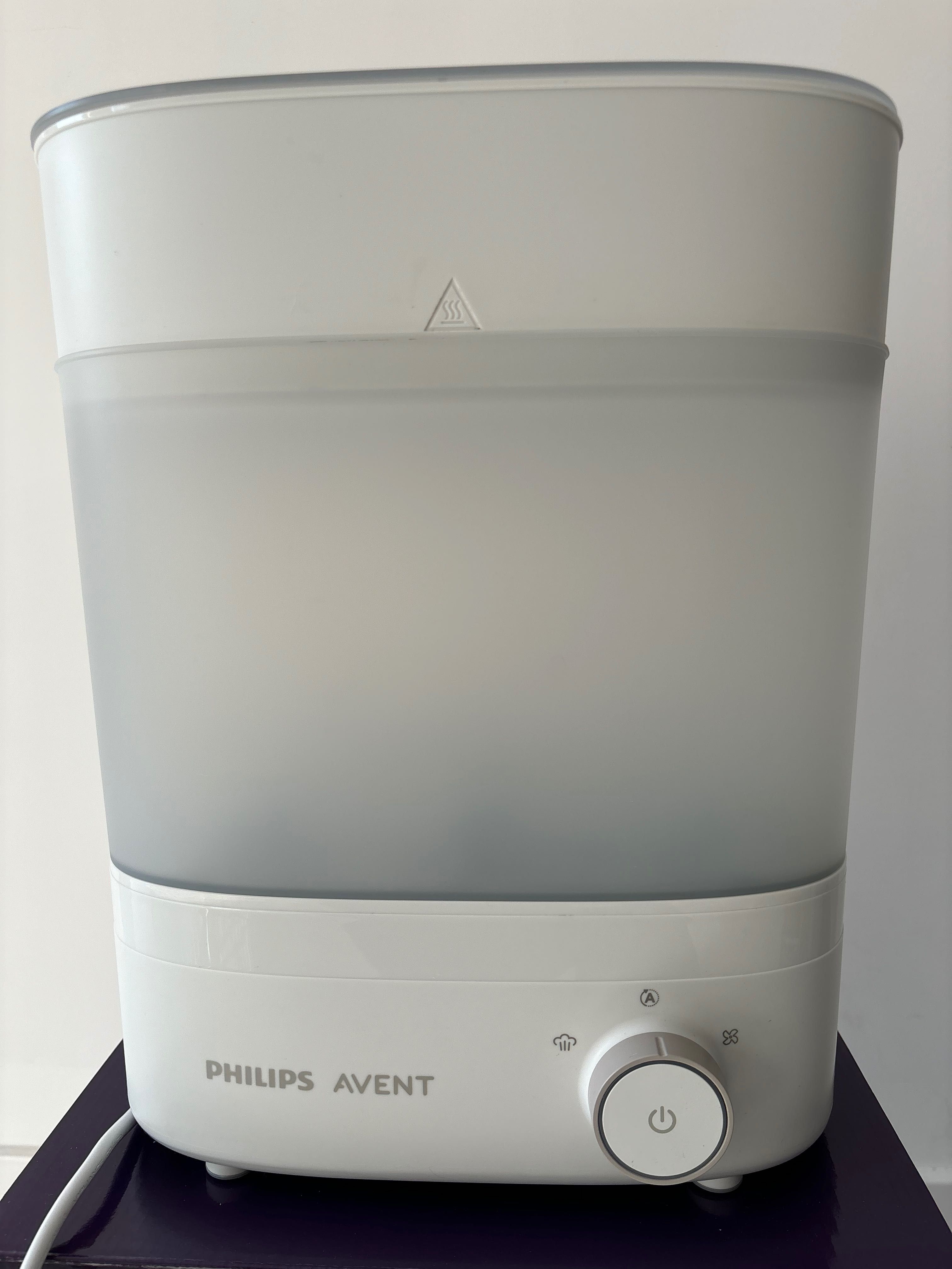 Philips Avent Parowy sterylizator do butelek
z suszarką