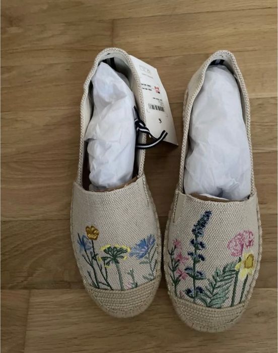 Еспадріллі Joules