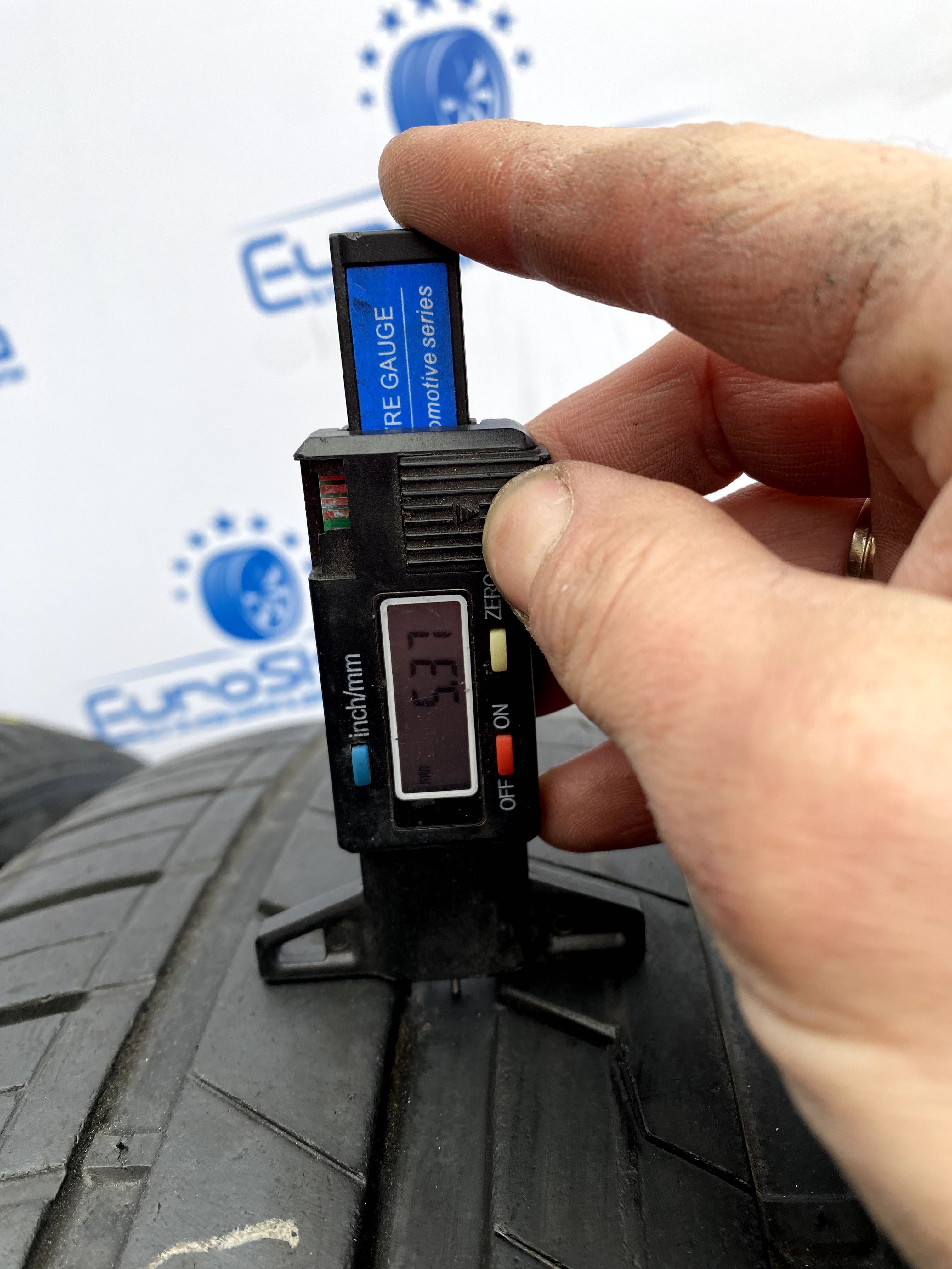 Літні шини 285 40 R21 103Y Hankook Véntus S1 evo3.