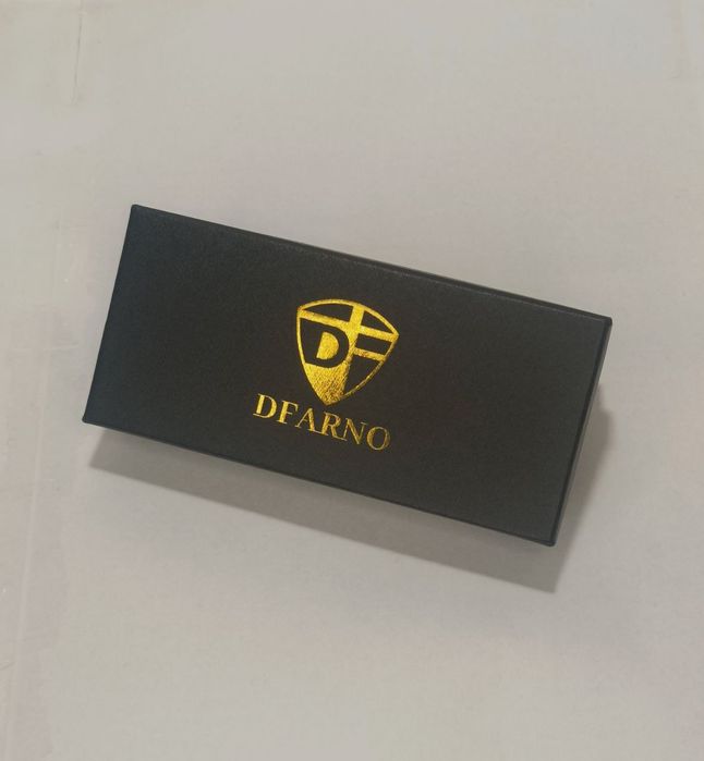 Елегантний годинник DFARNO