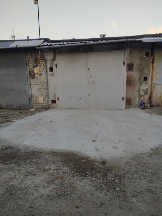 Оренда гаража під склад або автомобіль