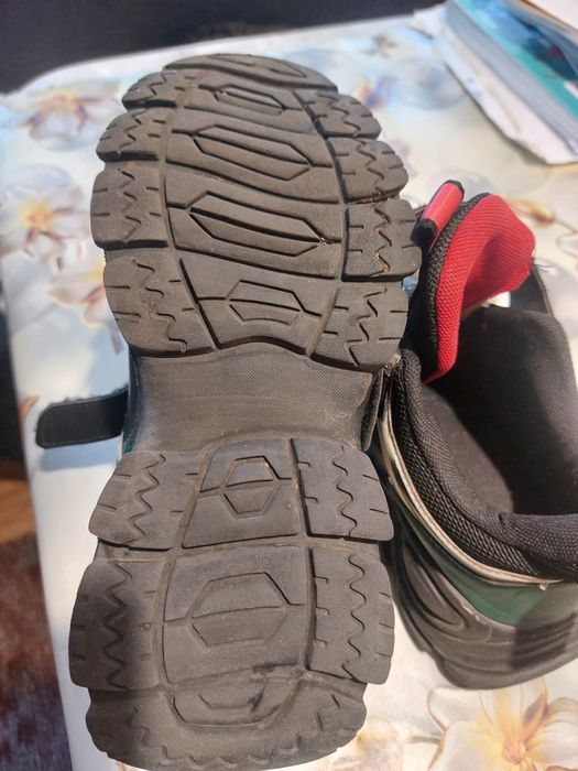 Кросівки на хлопчика