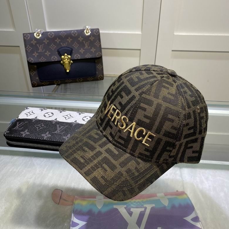 Snap back fiend Versace