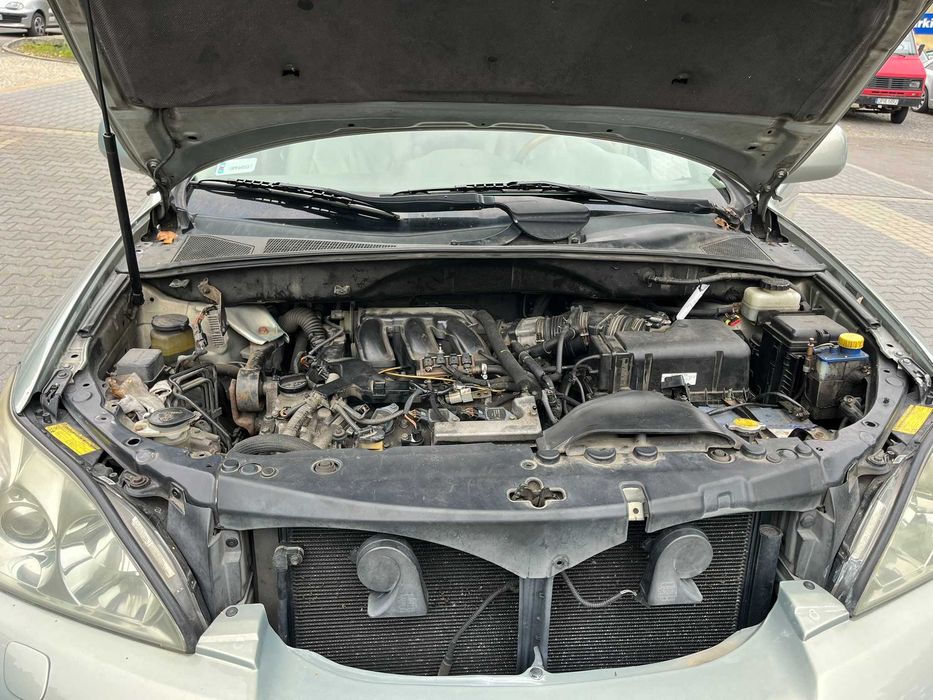 sprzedam samochód Lexus RX350