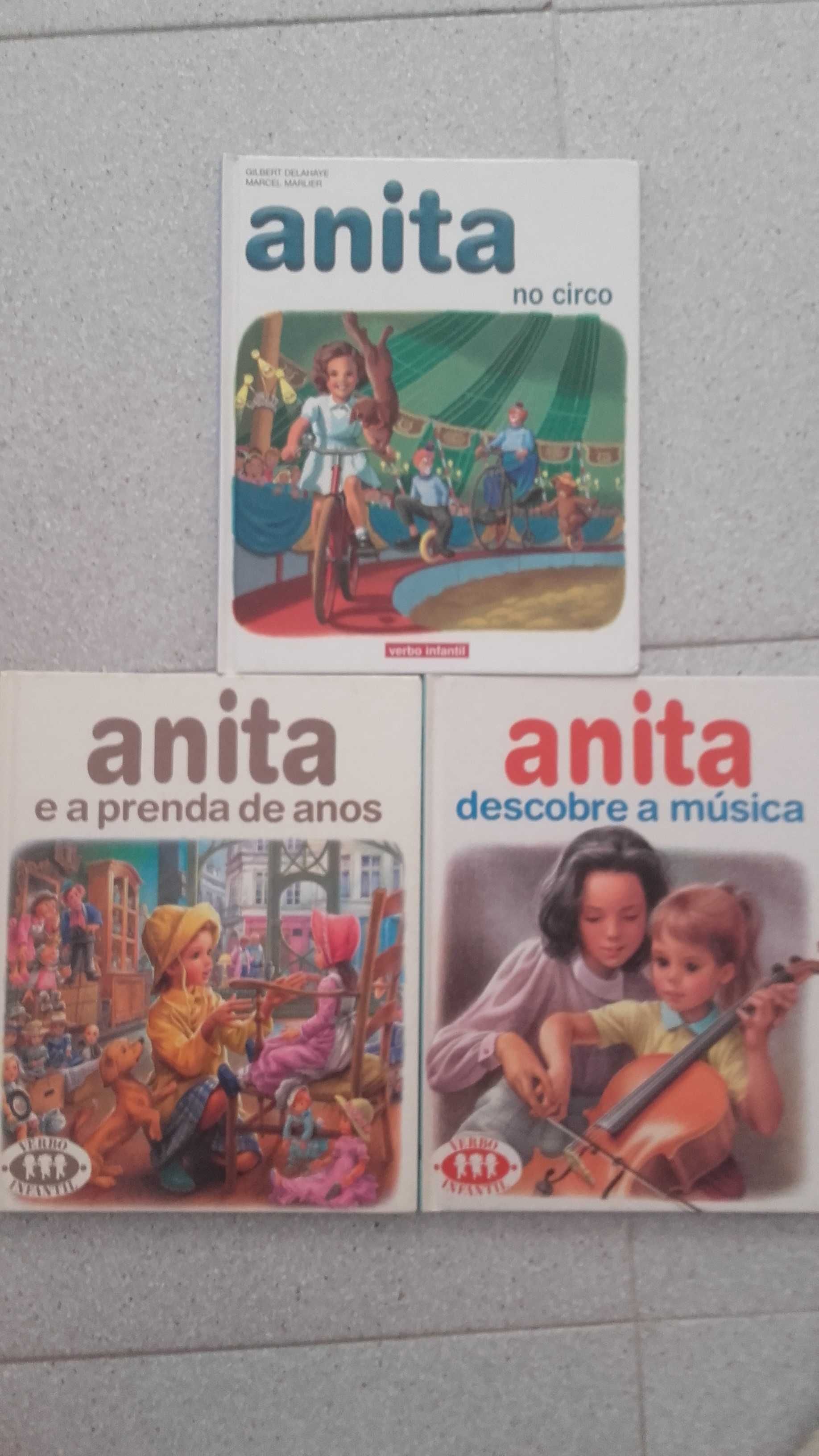 3  Livros antigos da Anita