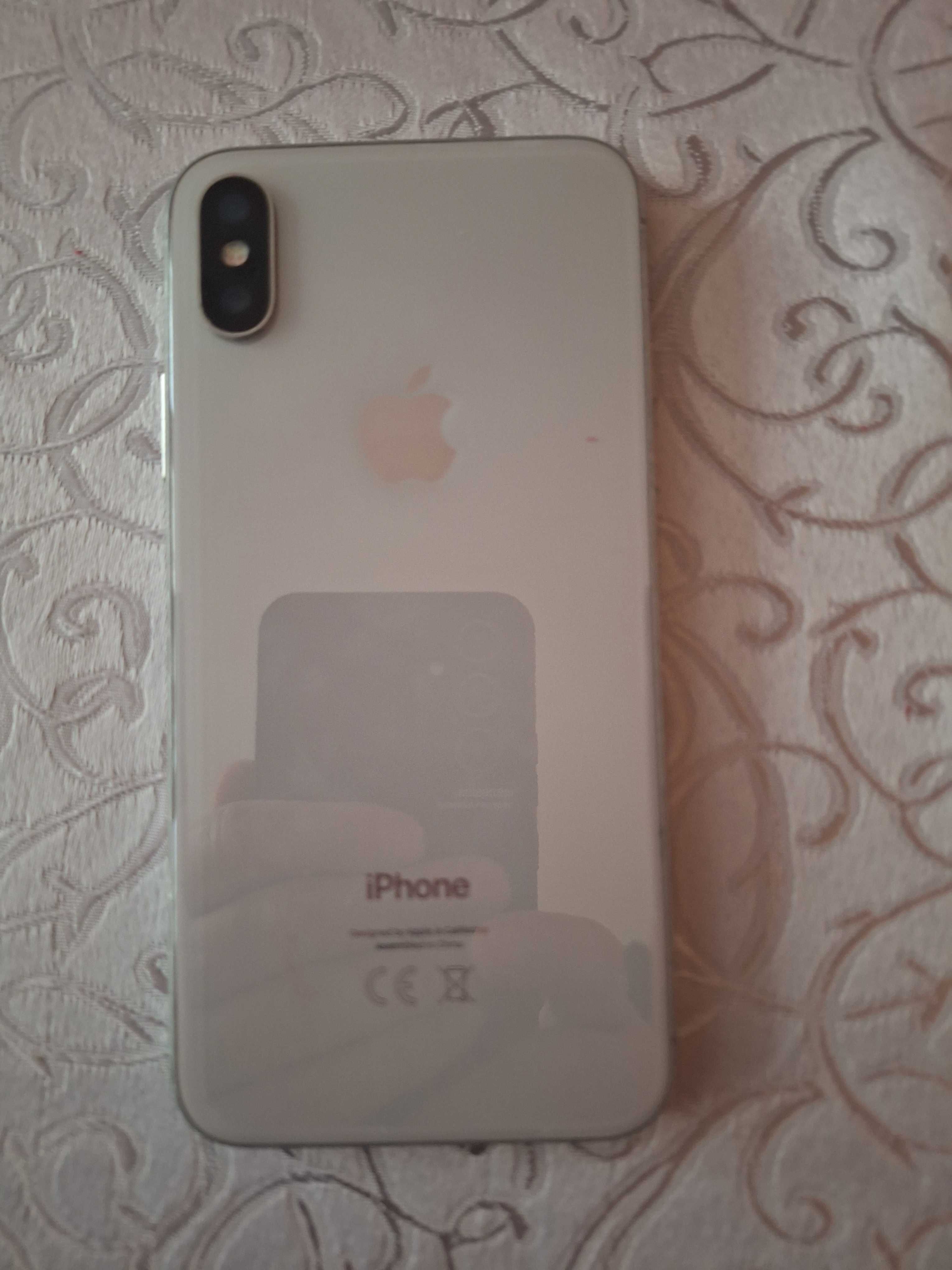 iPhone X 64 GB stan bardzo dobry