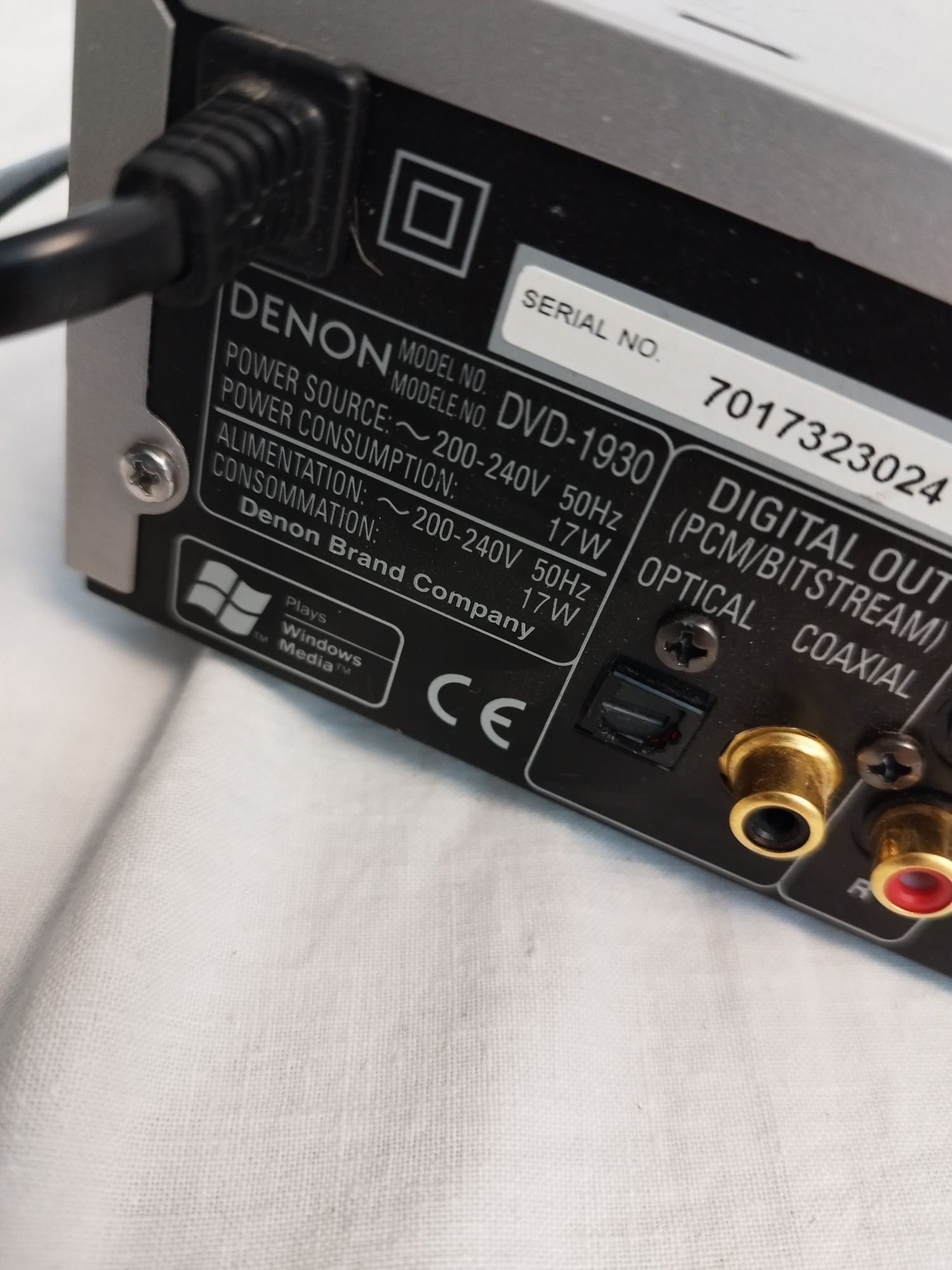 DVD Denon 1930 czyta