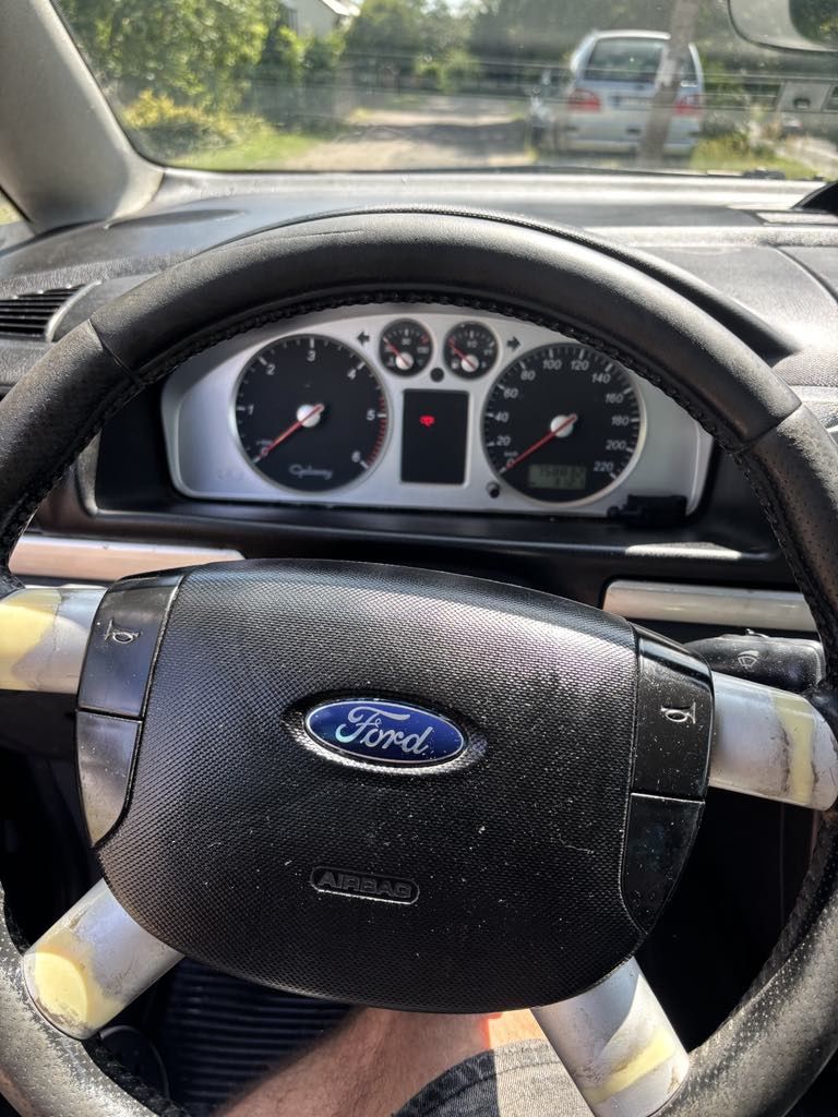 Ford Galaxy 1,9Tdi 2002rok