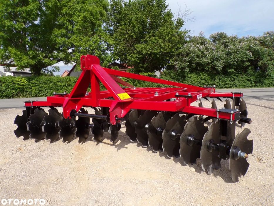 BRONA TALERZOWA 4- Walcowa &quot;X&quot; STRUMYK szer. 2,7-3,40 / BRONA w układzie V