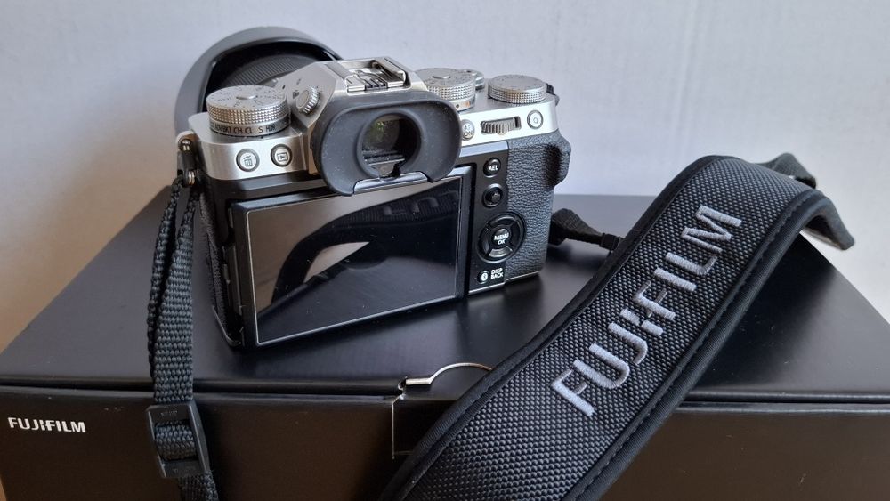 Fuji X-T5 com garantia (+ ofertas]