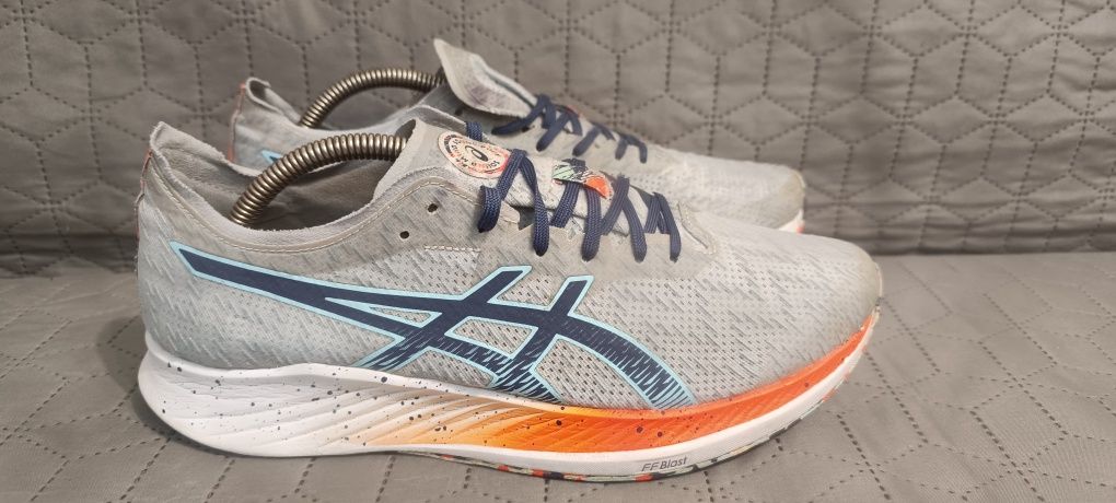 Кросівки Asics MAGIC SPEED, 45 р., 28,5-29,5 см.