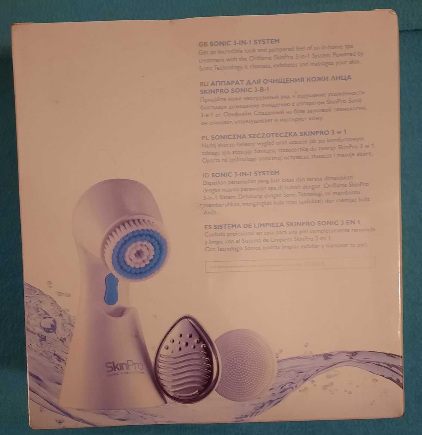 Szczoteczka soniczna do twarzy ORIFLAME - w folii
