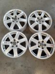 Komplet felg Volkswagen R 16 rozstaw 5x112 ET50 J6