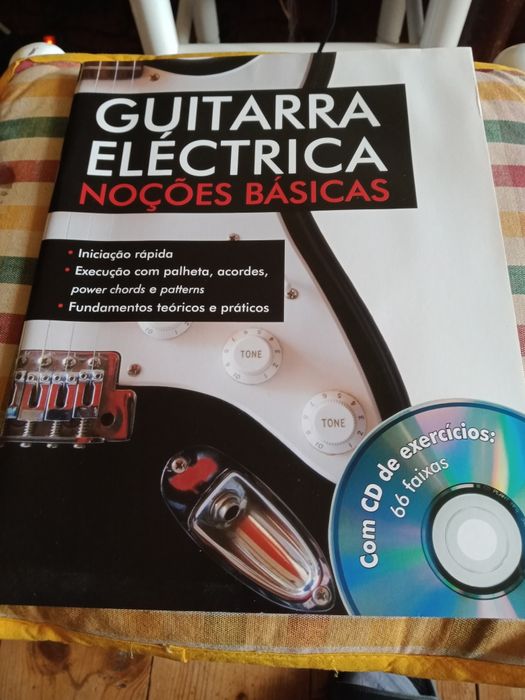 Livro Noções básicas de guitarra eléctrica.