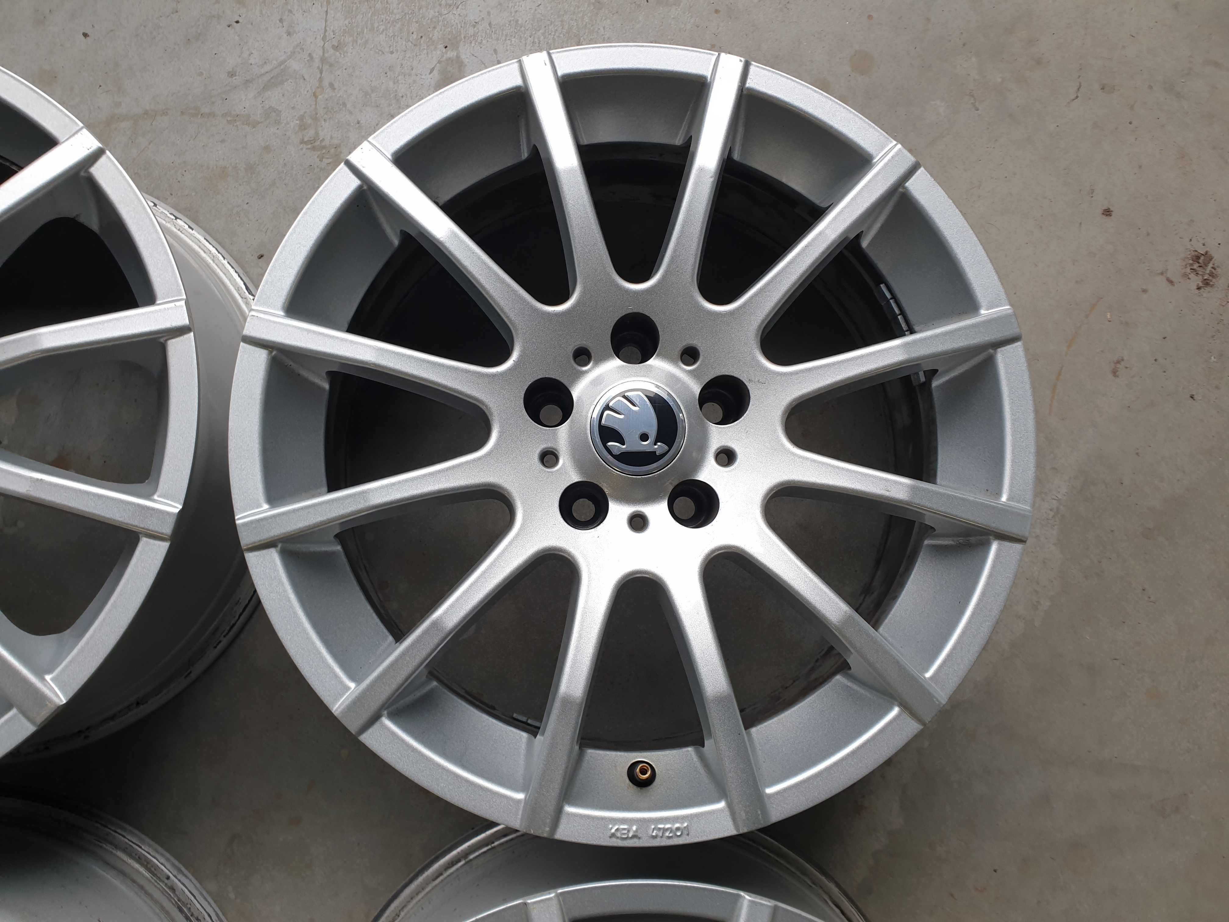 Alufelgi 17" Skoda Octavia II FL III IV VRS SuperB Karoq Scout 5x112