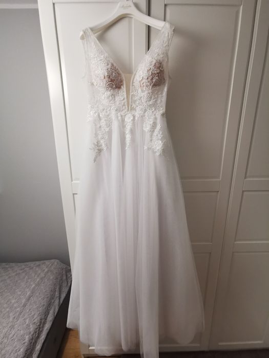 Suknia ślubna rozm. 40, biała