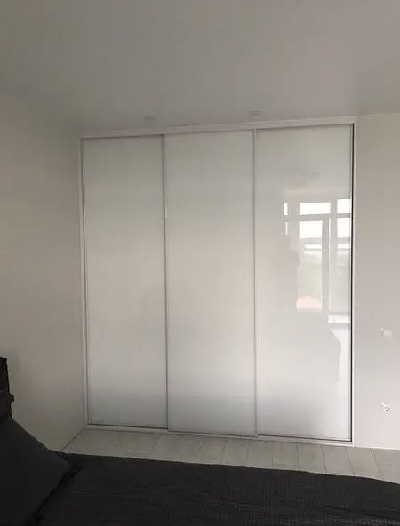 Шафа купе,гардеробна,вмонтована шафа купе,шафа в нішу,шкаф купе.