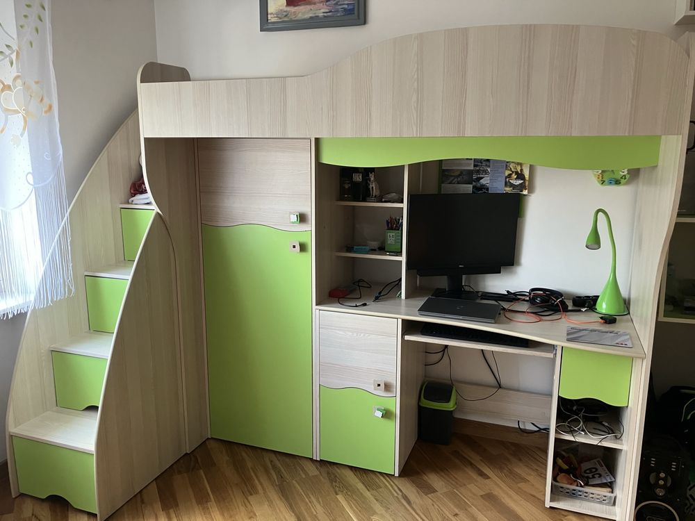 Łóżko piętrowe z biurkiem i szafą , LED oświetlenie, lampka