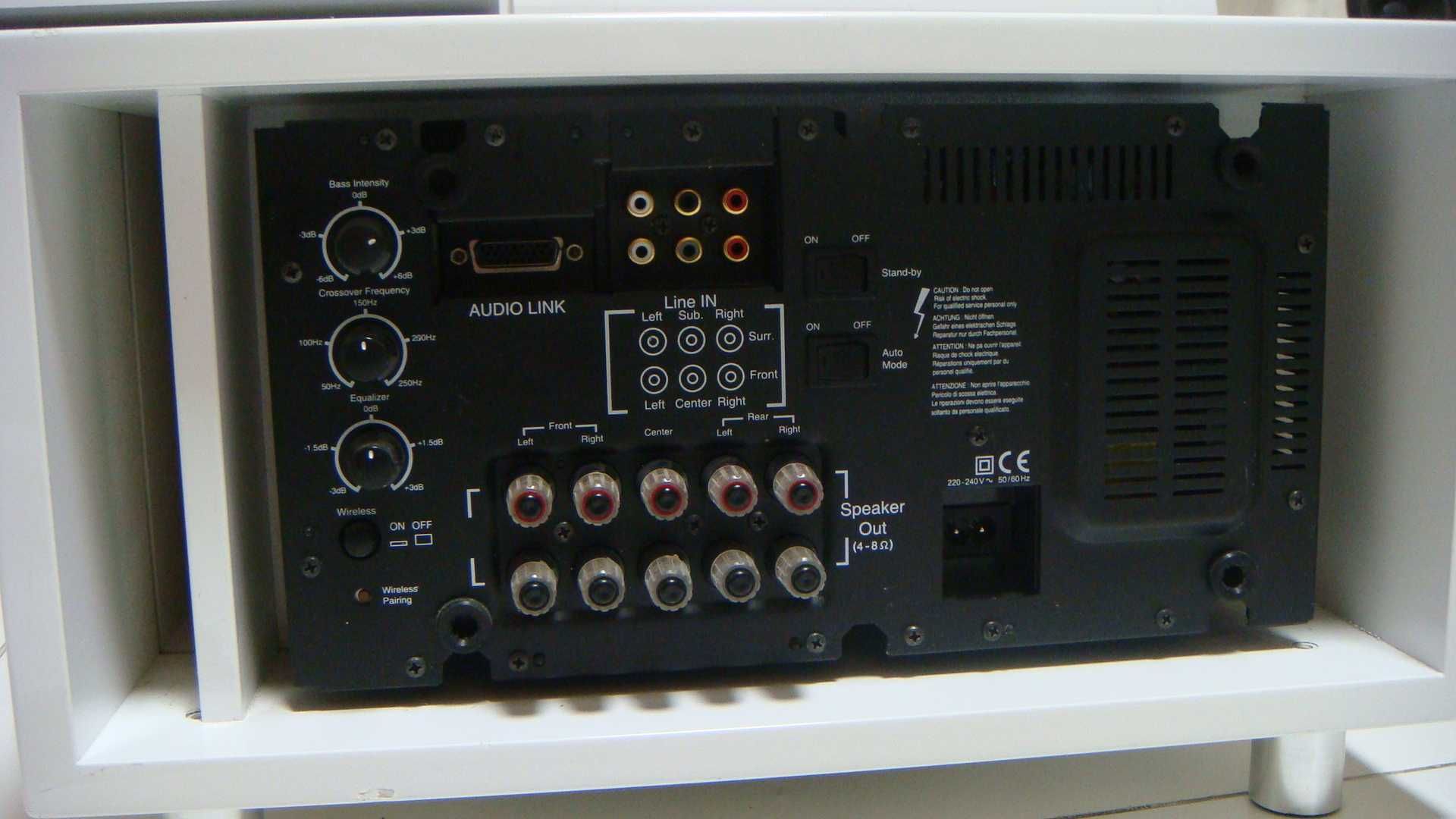 Активний сабвуфер Loewe Subwoofer 525, 150 Вт