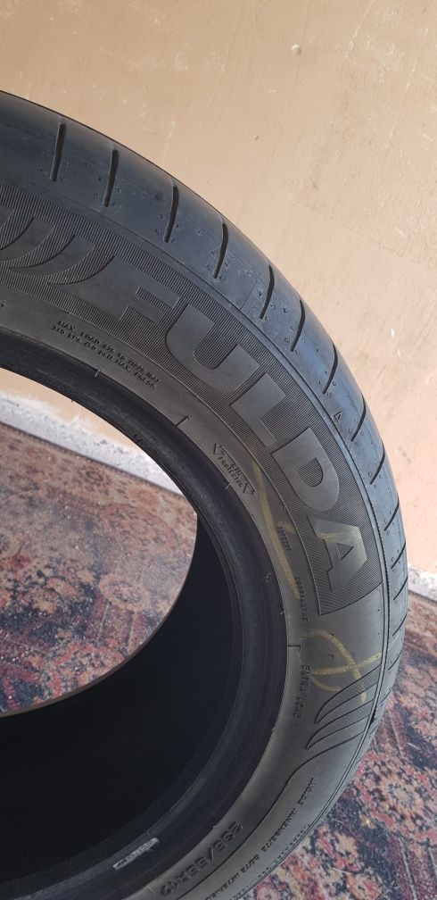 Sprzedam opony 235/55 R17 cena za cztery!