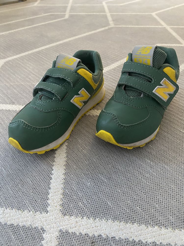 Zielone butki New Balance r.25