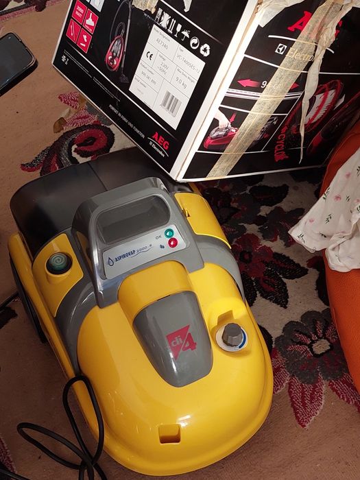 Aspirador de pó AEG Viva Flash AE7340
Tecnologia ciclónica.
Potência