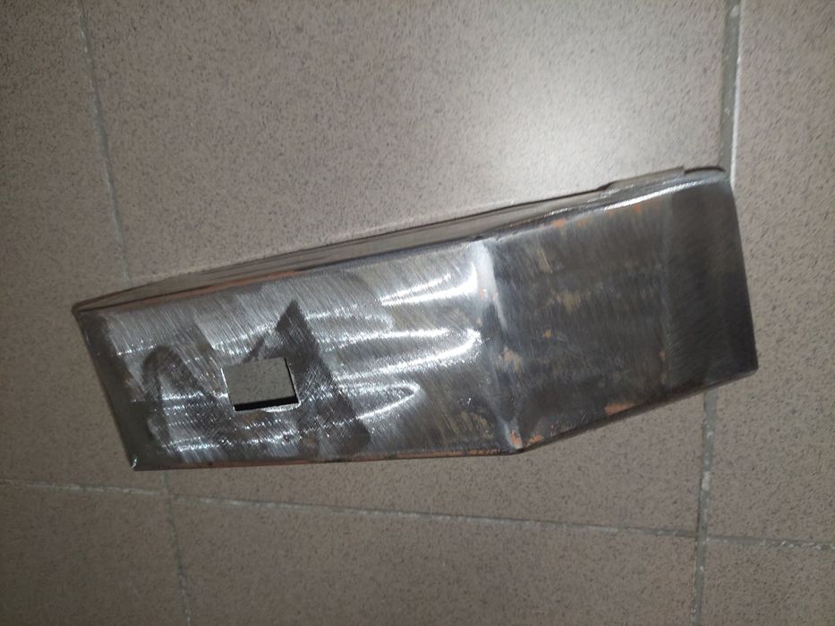 Sprzedam schowek narzędziowy puszka rama wsk125 175 metalowy pl