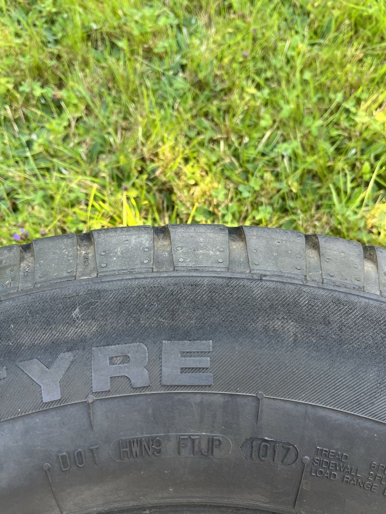 Uniroyal Rainmax 225 75 R16 C 121/120R 2szt. Para