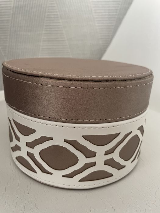 Декоративна коробка скринька для косметики, прикрас та ін