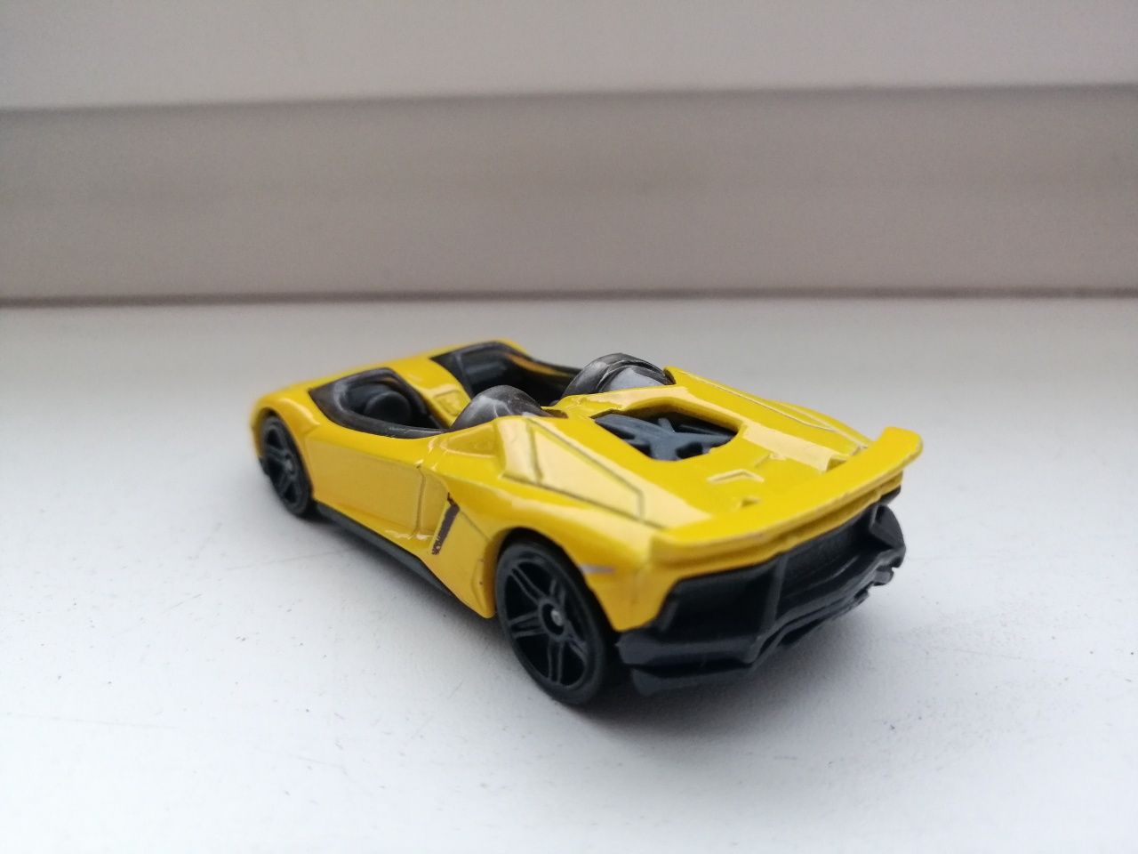 3 x lamborghini hot wheels