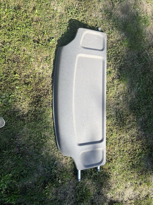 Półka tylna z pałąkami Toyota Yaris Verso