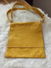Skórzana torba w kolorze żółtym