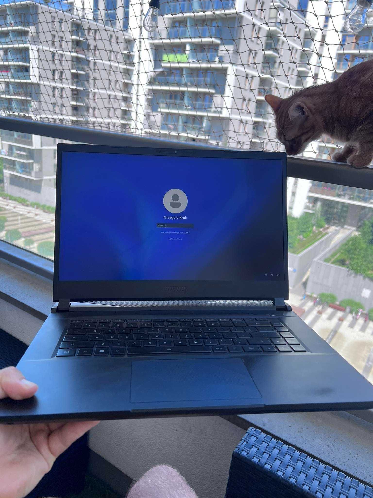 Laptop aorus rtx 4070 + 32GB ram 2T lenovo dell, samsung hp asus