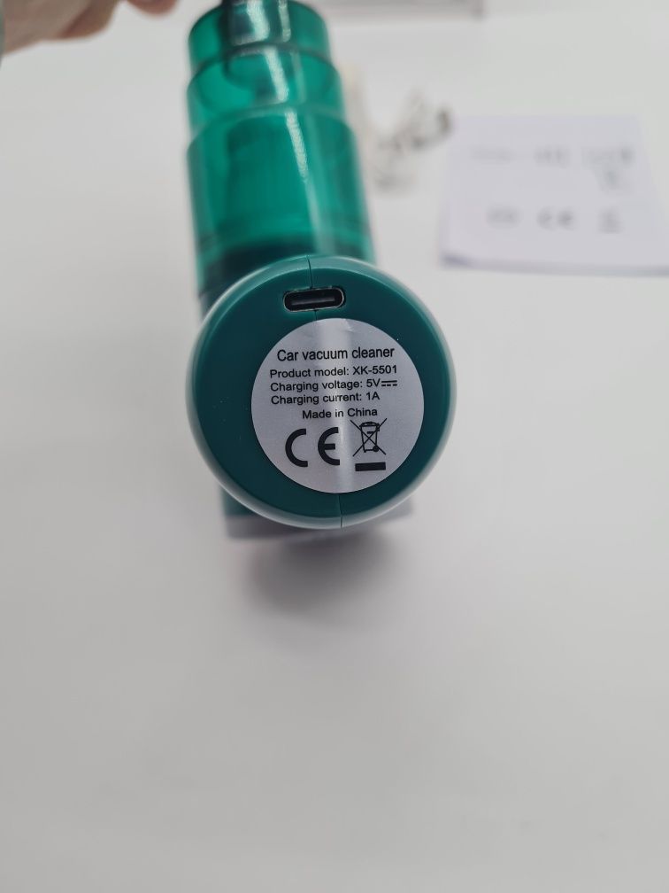 Bezprzewodowy mini odkurzacz ręczny XK-5501 USB zielony