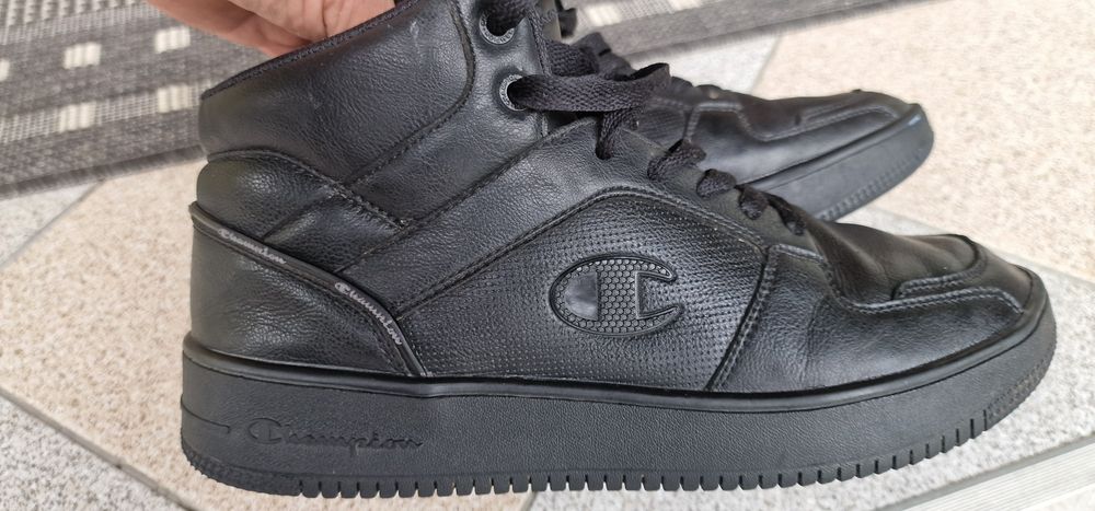 Кросівки champion