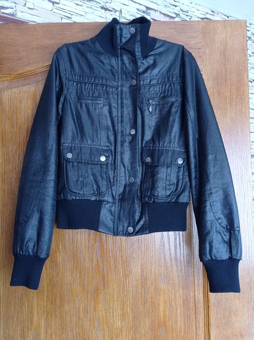 Бомбер, тренч, пальто