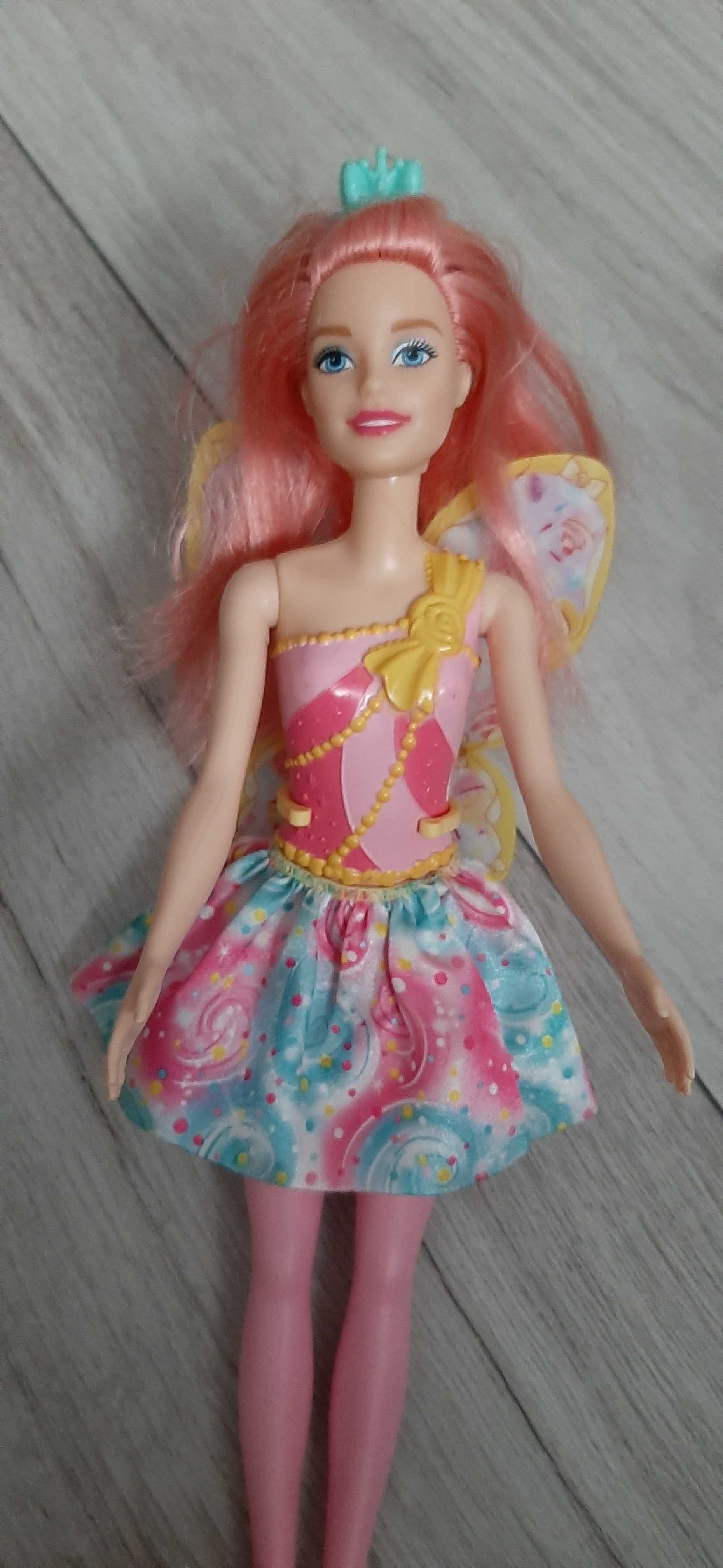 Lalka Barbie superbohaterka syrenk