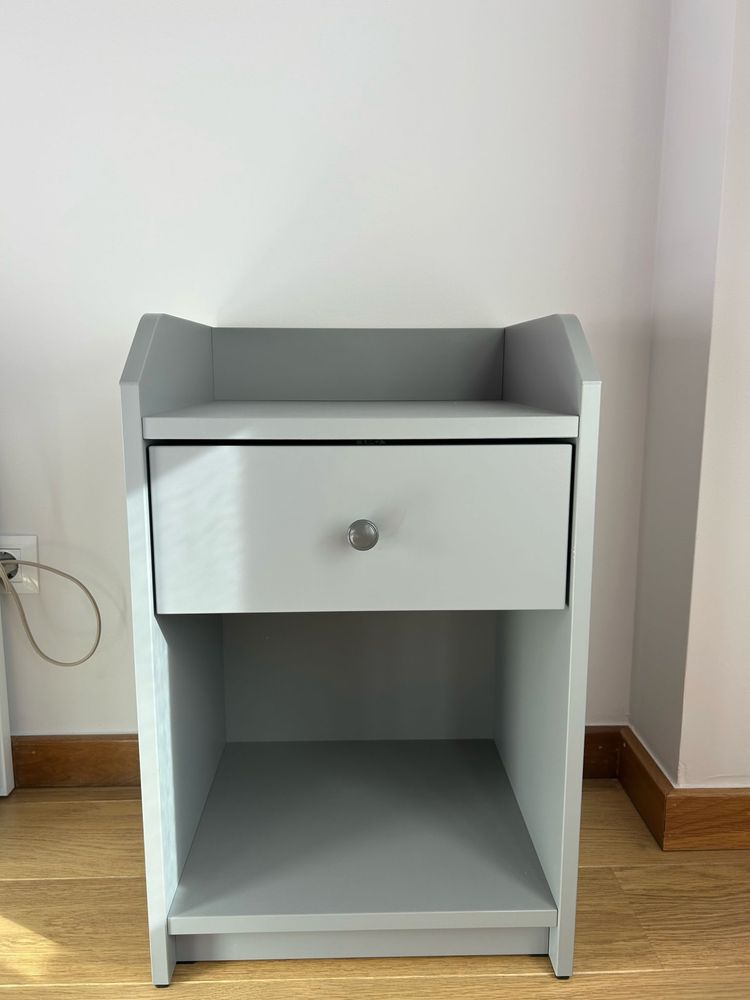 Mesa cabeceira Ikea