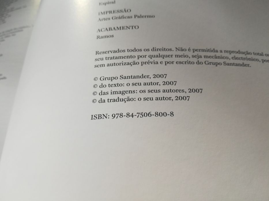 Excelente Livro da História 150 anos do Banco Santander 1857 / 2007
