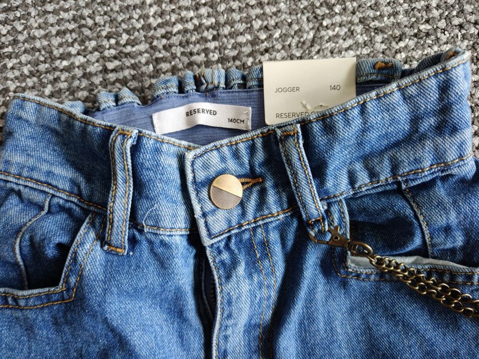 Jeansy jogger Reserved 140
