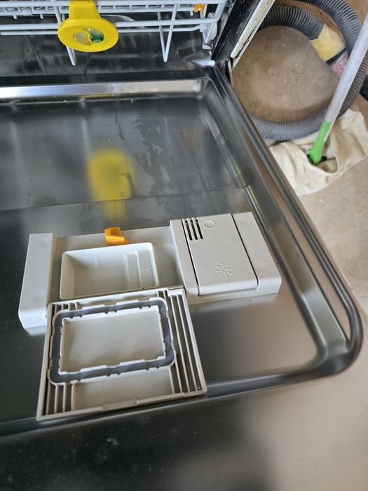 Máquina lavar loiça Miele Active SC