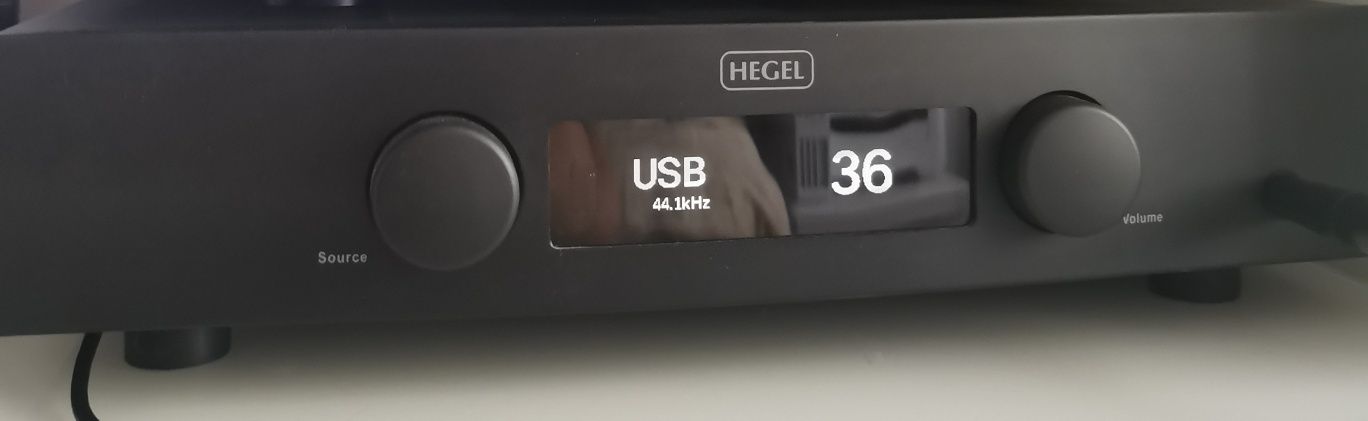 Wzmacniacz Hegel h90