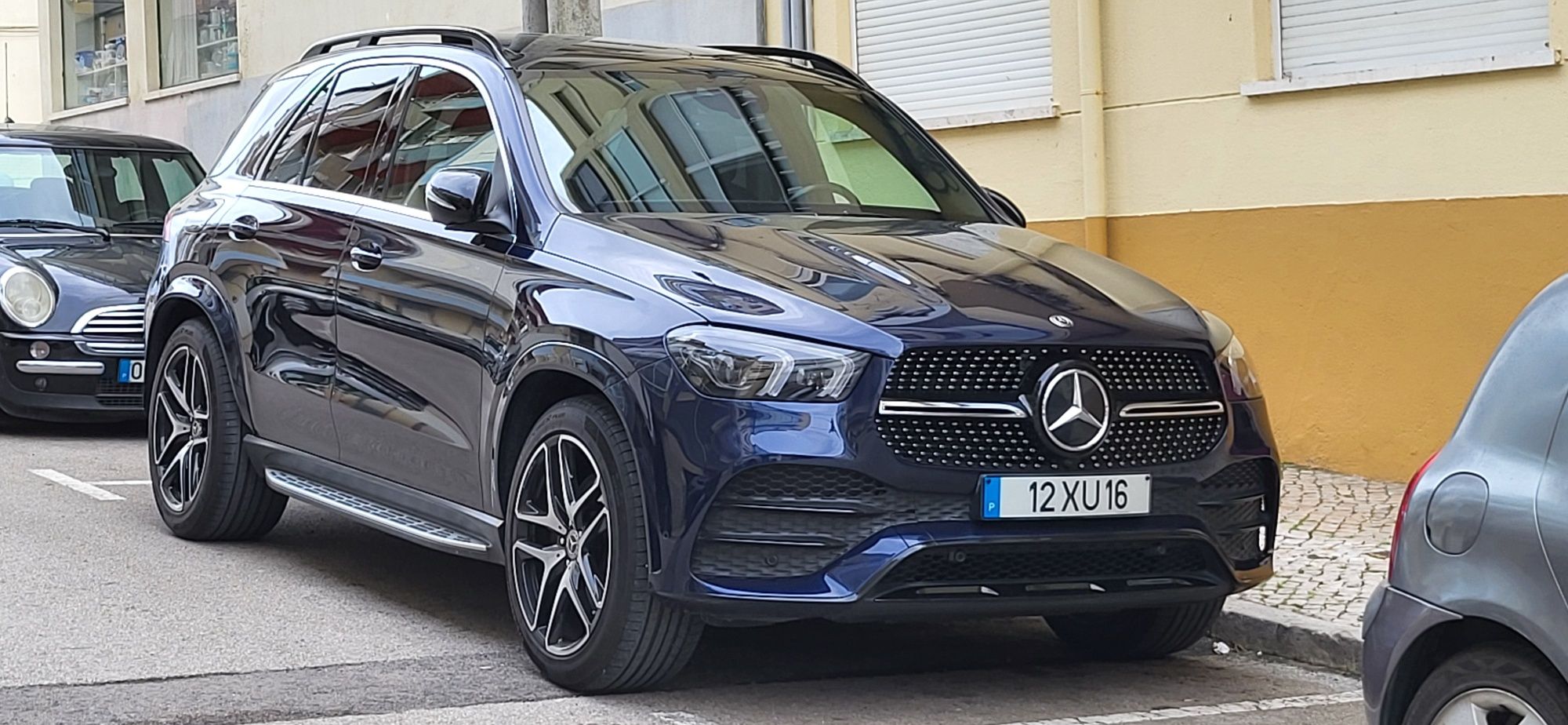 Mercedes GLE 300d AMG Pack Night Aceito retoma