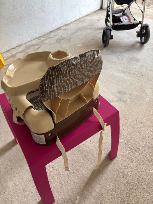 Cadeira de alimentação- sem uso
