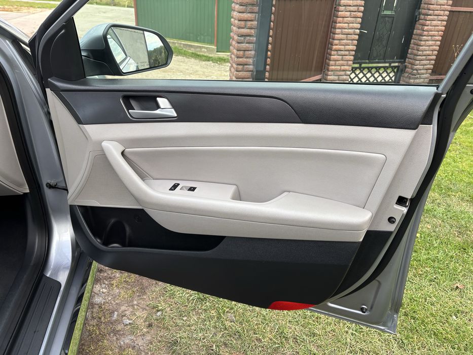 Продам Hyundai Sonata 2014