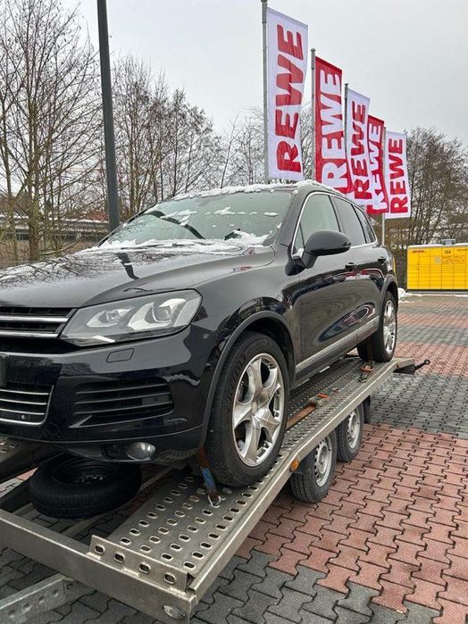 Розборка бампер крила фари  автозапчастини Таурег nf Touareg 2 Туарег