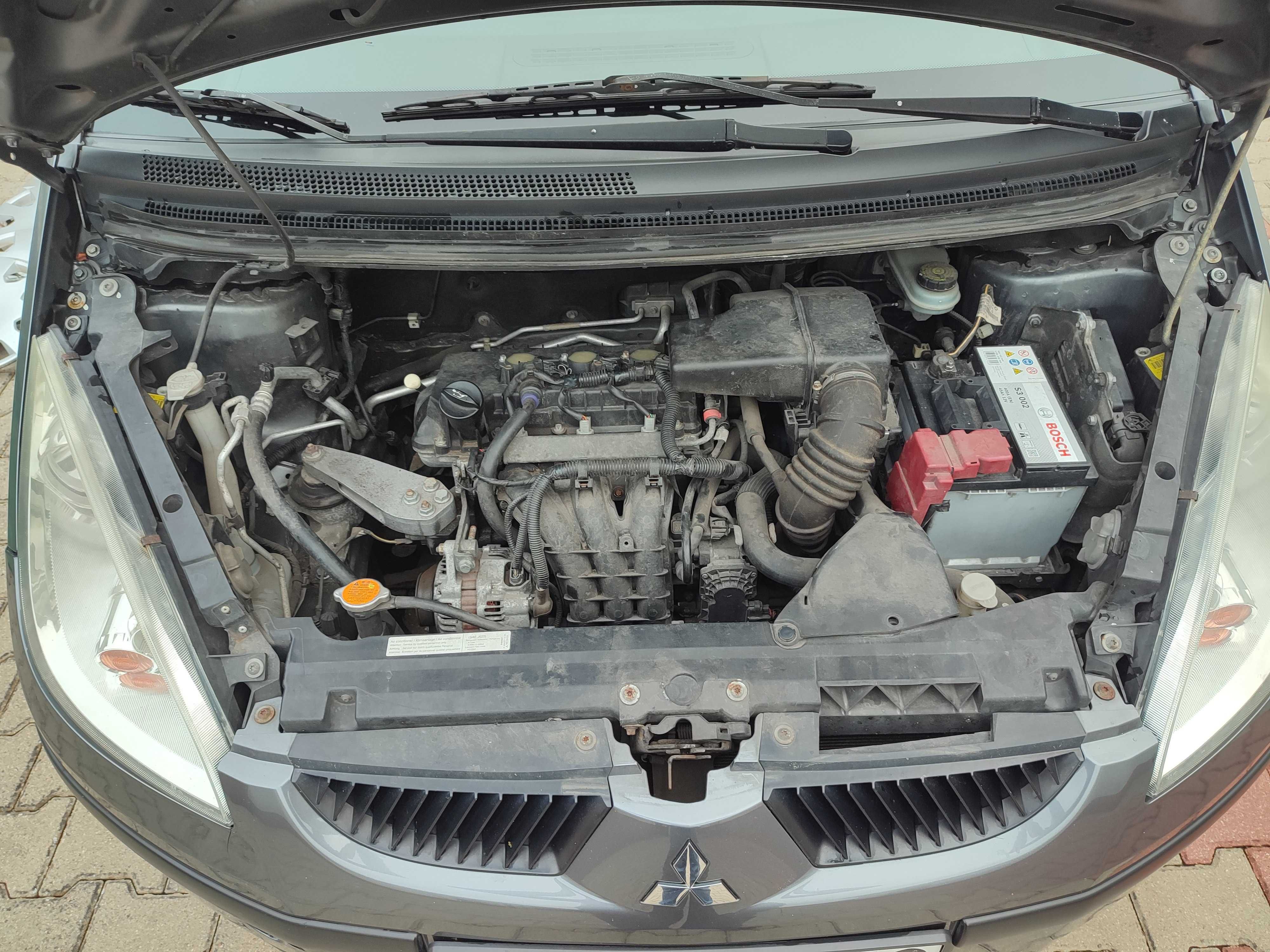 Mitsubishi Colt  2004 r 1,1 benzyna