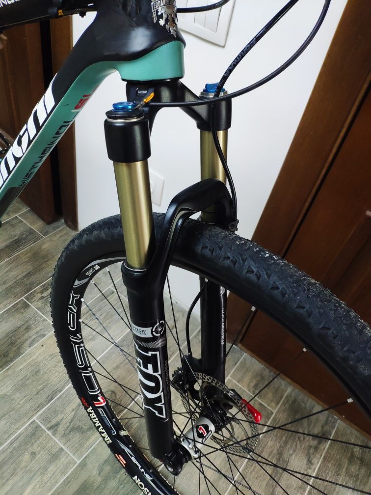 Карбоновий найнер Bianchi METHANOL SL 29* CARBON